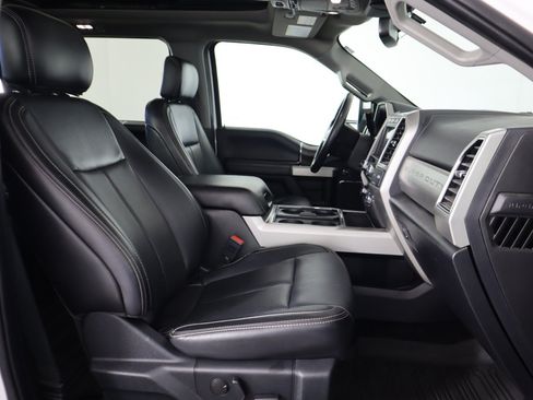 Certified 2020 Ford F250 Lariat w/ Lariat Ultimate Package AWD/4WD image 10