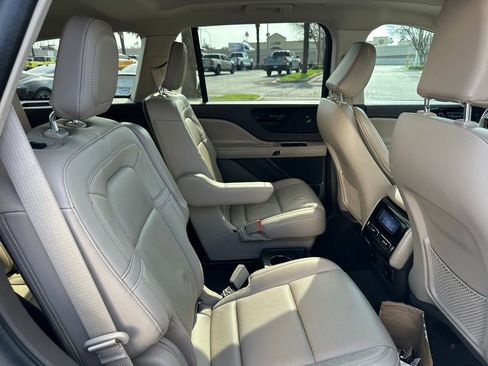 Used 2023 Lincoln Aviator Reserve image 20