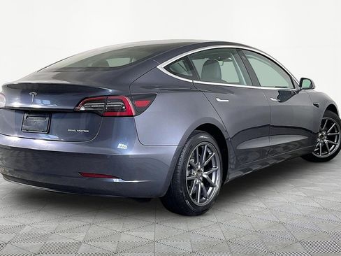 Used 2019 Tesla Model 3 image 8