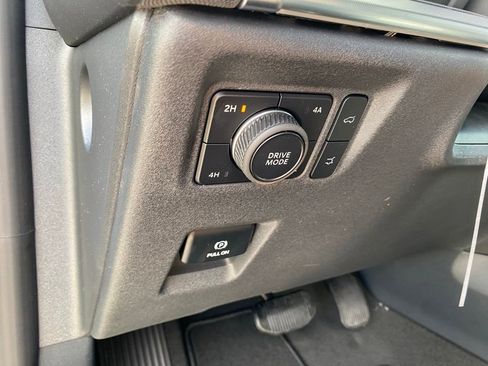 New 2026 Ford Expedition Platinum AWD/4WD image 17