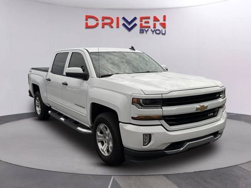 Used 2018 Chevrolet Silverado 1500 LT w/ All Star Edition AWD/4WD image 1