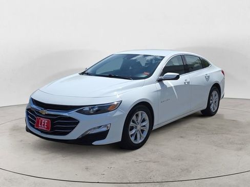 Used 2025 Chevrolet Malibu LT FWD image 1