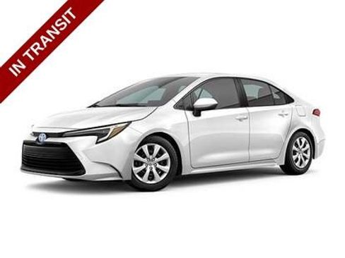 Used 2025 Toyota Corolla LE FWD image 1
