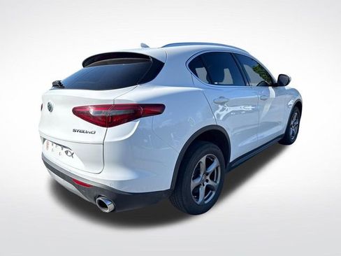 Used 2021 Alfa Romeo Stelvio Sprint AWD/4WD image 5
