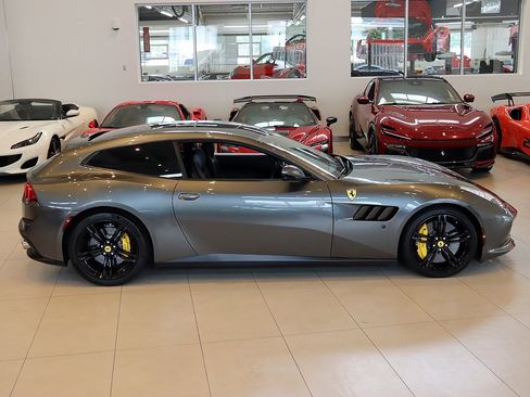 Certified 2017 Ferrari GTC4Lusso image 31