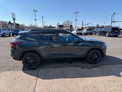 New 2026 Chevrolet Trax LT w/ Midnight Edition image 7
