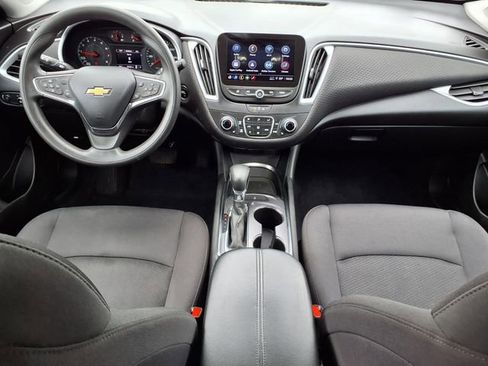 Used 2023 Chevrolet Malibu LT FWD image 9