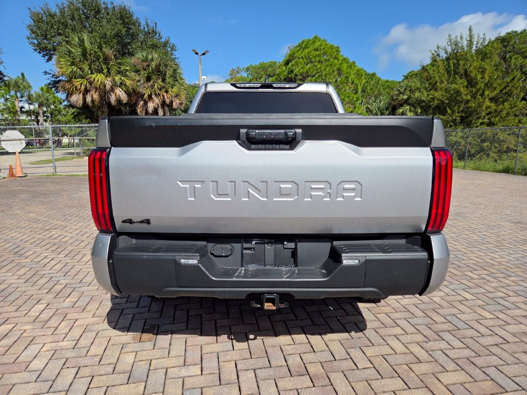 Used 2025 Toyota Tundra SR w/ SR Tow Package AWD/4WD image 10