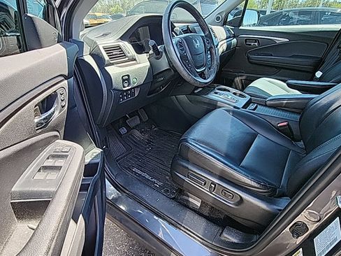 Used 2023 Honda Ridgeline RTL-E image 10