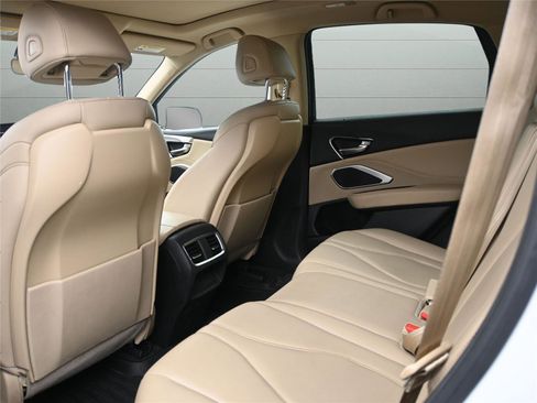 Certified 2024 Acura RDX SH-AWD image 10