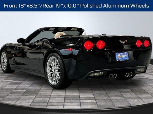 Used 2005 Chevrolet Corvette Convertible w/ Preferred Equipment Group RWD image 4