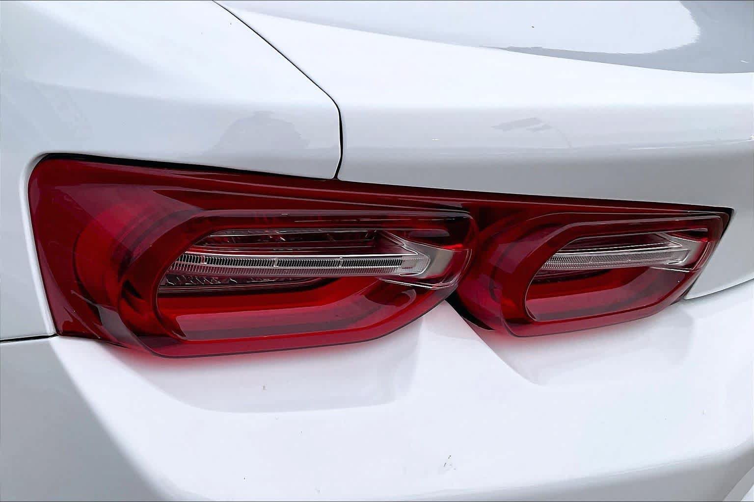 Used 2023 Chevrolet Camaro LT w/ Technology Package RWD image 28