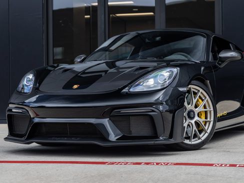 Certified 2024 Porsche 718 Boxster Spyder RS RWD image 7