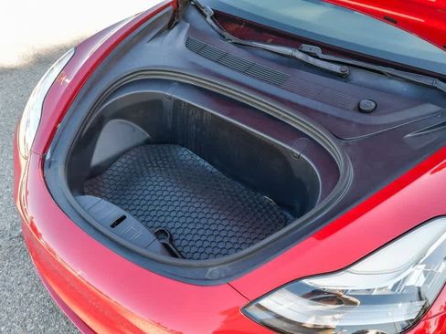 Used 2019 Tesla Model 3 Mid Range image 31