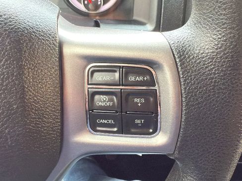 Used 2022 RAM 1500 Classic SLT w/ Protection Group AWD/4WD image 11