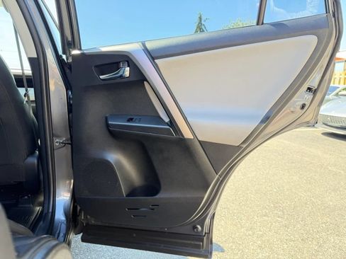 Used 2017 Toyota RAV4 XLE w/ All Weather Liner Package AWD/4WD image 20