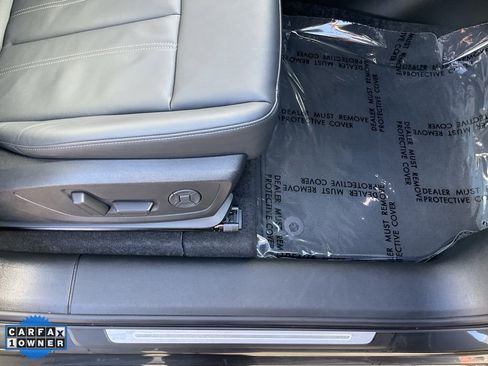 Used 2025 Audi Q6 e-tron Premium w/ Convenience Package image 59