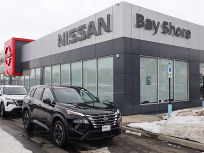 Certified 2025 Nissan Rogue SV