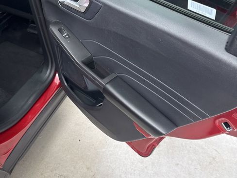 Used 2021 Ford Escape SEL image 35