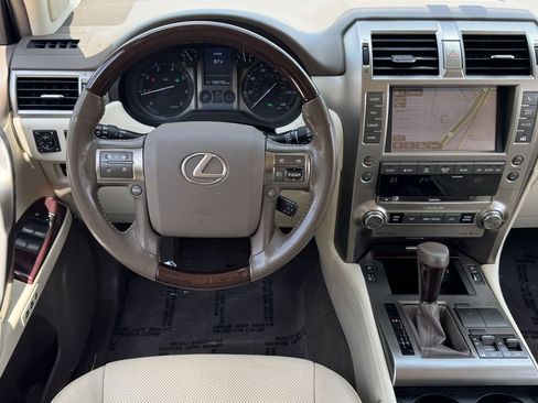 Used 2019 Lexus GX 460 Premium AWD/4WD image 10