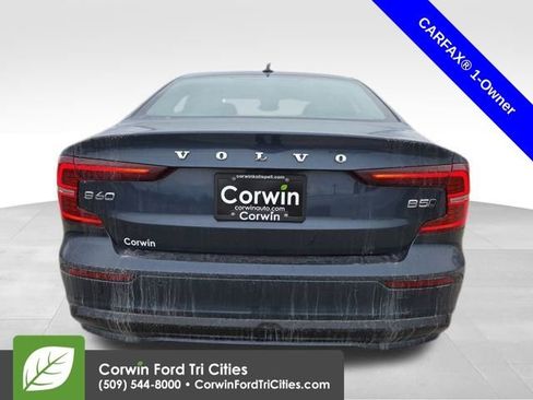 Used 2024 Volvo S60 B5 Plus image 11
