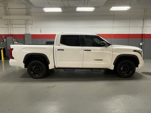 Used 2024 Toyota Tundra SR5 image 8