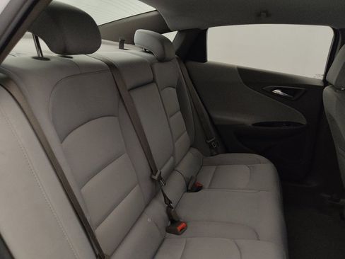 Used 2021 Chevrolet Malibu LT FWD image 19