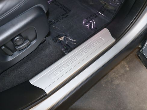 Used 2020 Land Rover Range Rover Sport HST image 43