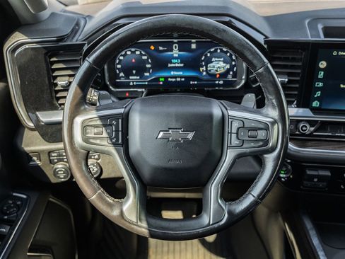 Used 2022 Chevrolet Silverado 1500 RST AWD/4WD image 23