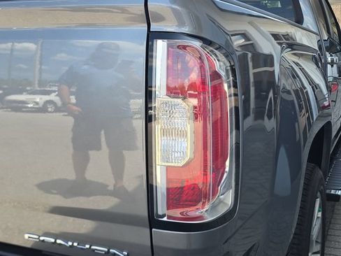 Certified 2022 GMC Canyon Denali RWD image 8