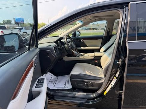 Used 2019 Lexus RX 350L FWD image 9