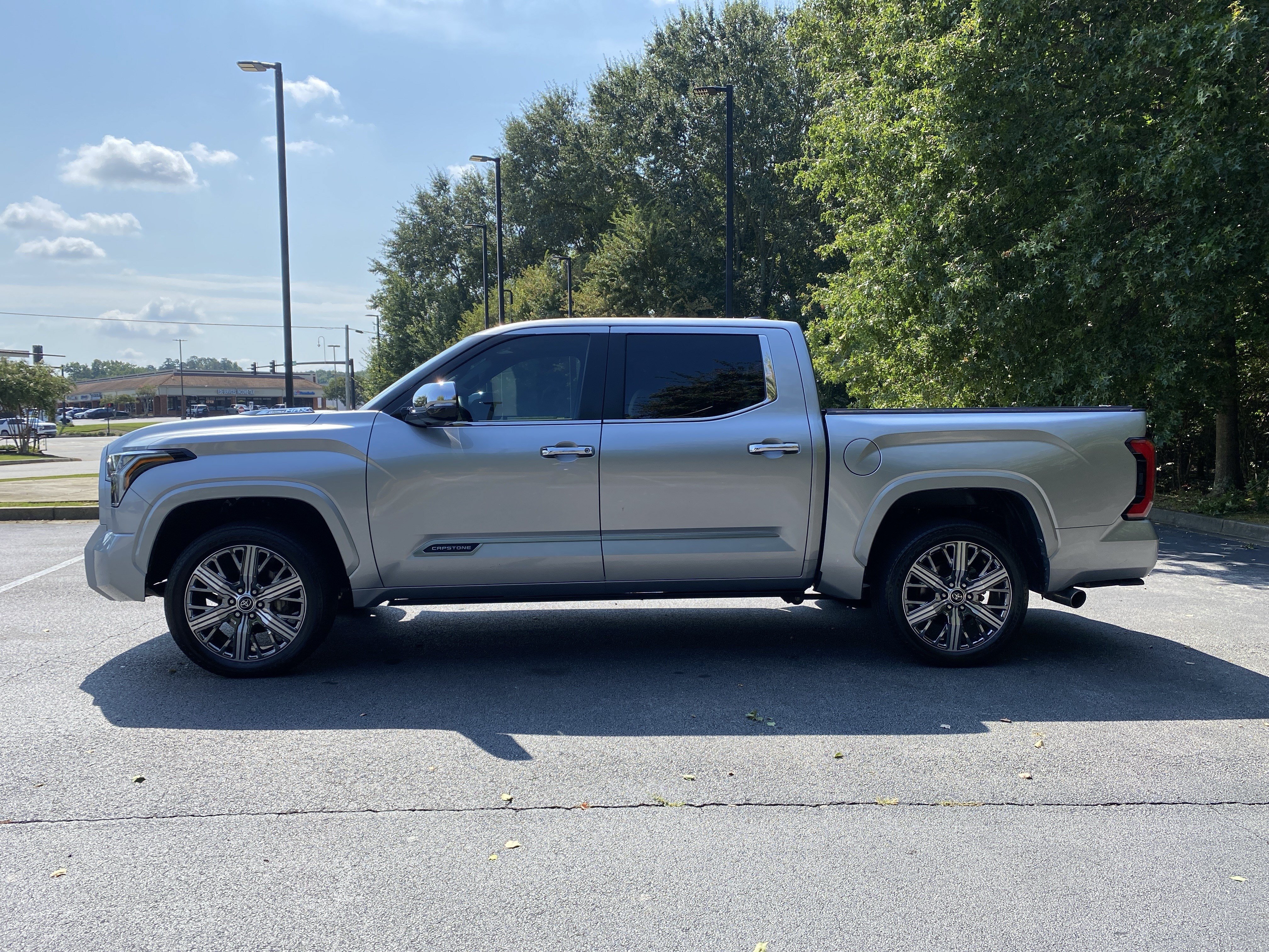 Used 2024 Toyota Tundra Capstone AWD/4WD image 6