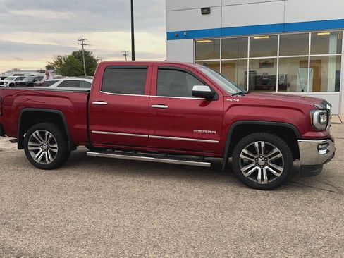 Used 2018 GMC Sierra 1500 SLT AWD/4WD image 2