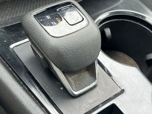 Used 2021 Nissan Rogue SV w/ Premium Package FWD image 23