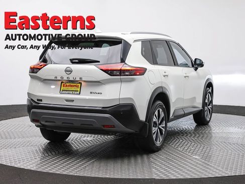 Used 2023 Nissan Rogue SV w/ SV Premium B Package AWD/4WD image 5