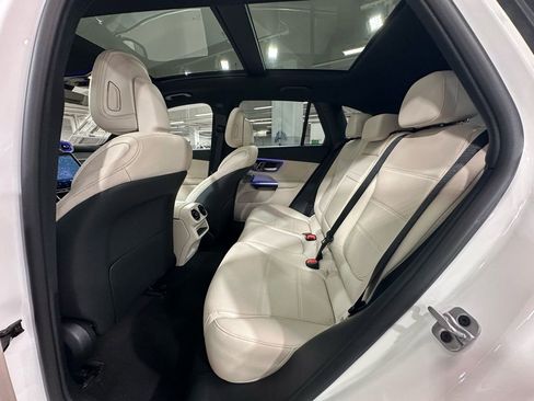 New 2026 Mercedes-Benz GLC 300 4MATIC image 13