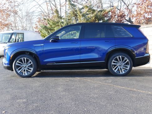 New 2026 Cadillac Vistiq Sport image 3