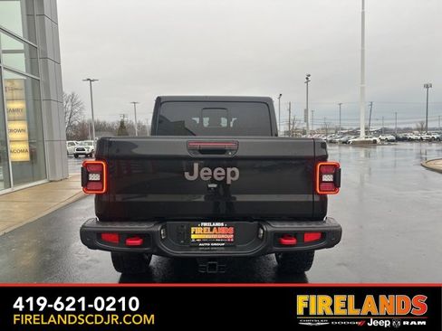 Used 2020 Jeep Gladiator Rubicon image 11