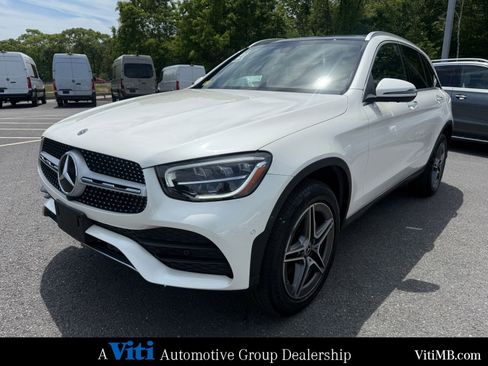 Certified 2021 Mercedes-Benz GLC 300 4MATIC image 4