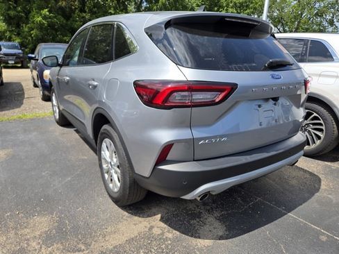 Used 2023 Ford Escape Active w/ Tech Pack #2 AWD/4WD image 3