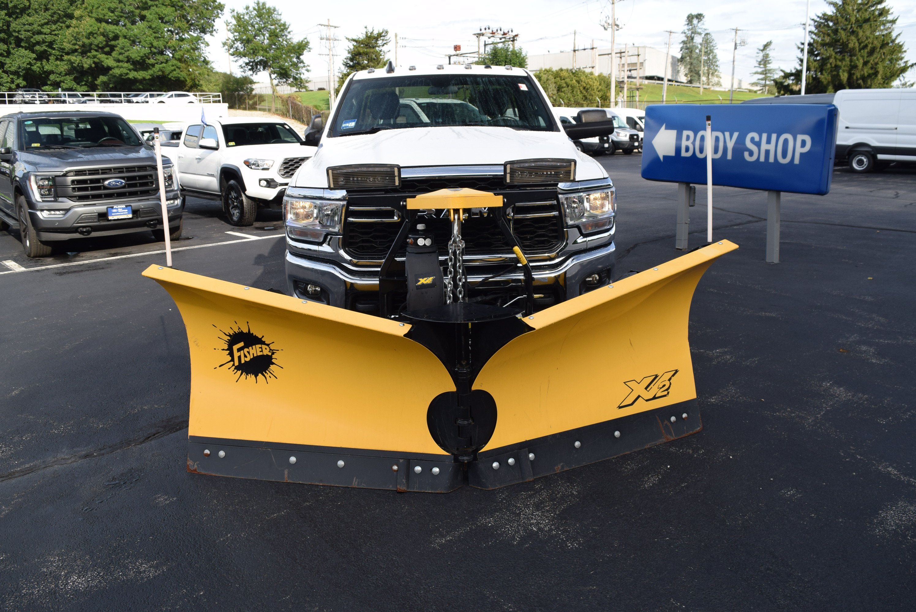 Used 2022 RAM 3500 Tradesman AWD/4WD image 2
