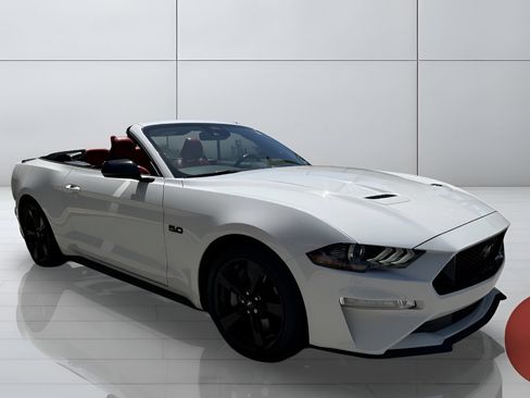 Used 2021 Ford Mustang GT Premium w/ Equipment Group 401A RWD image 7