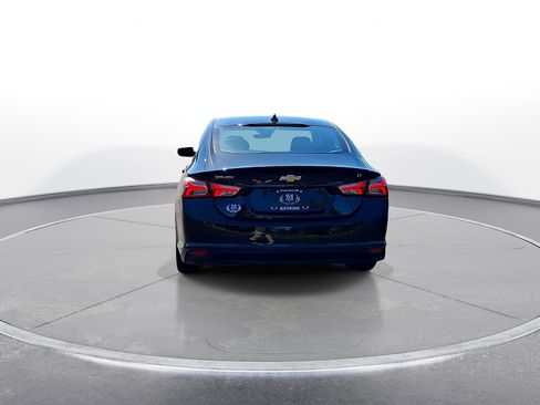 Used 2021 Chevrolet Malibu LT FWD image 7