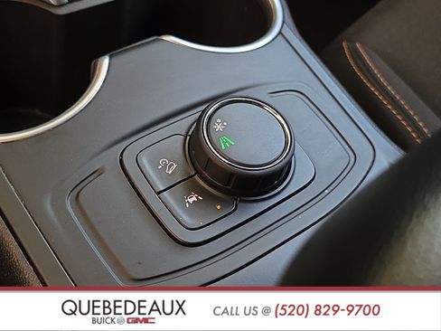 Used 2020 GMC Terrain SLE FWD image 20