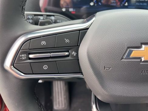 New 2026 Chevrolet Equinox LT FWD image 17
