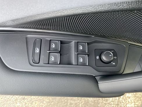 New 2026 Volkswagen Tiguan SE R-Line AWD/4WD image 25