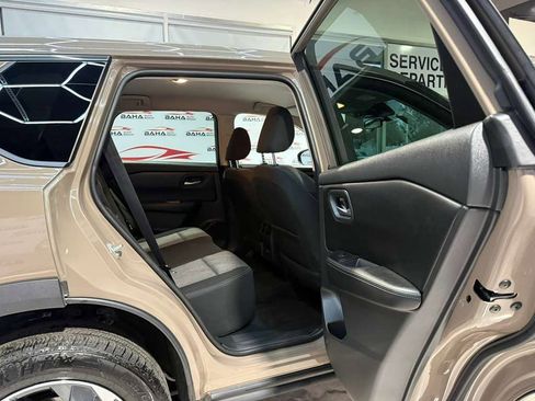 Used 2025 Nissan Rogue SV image 43