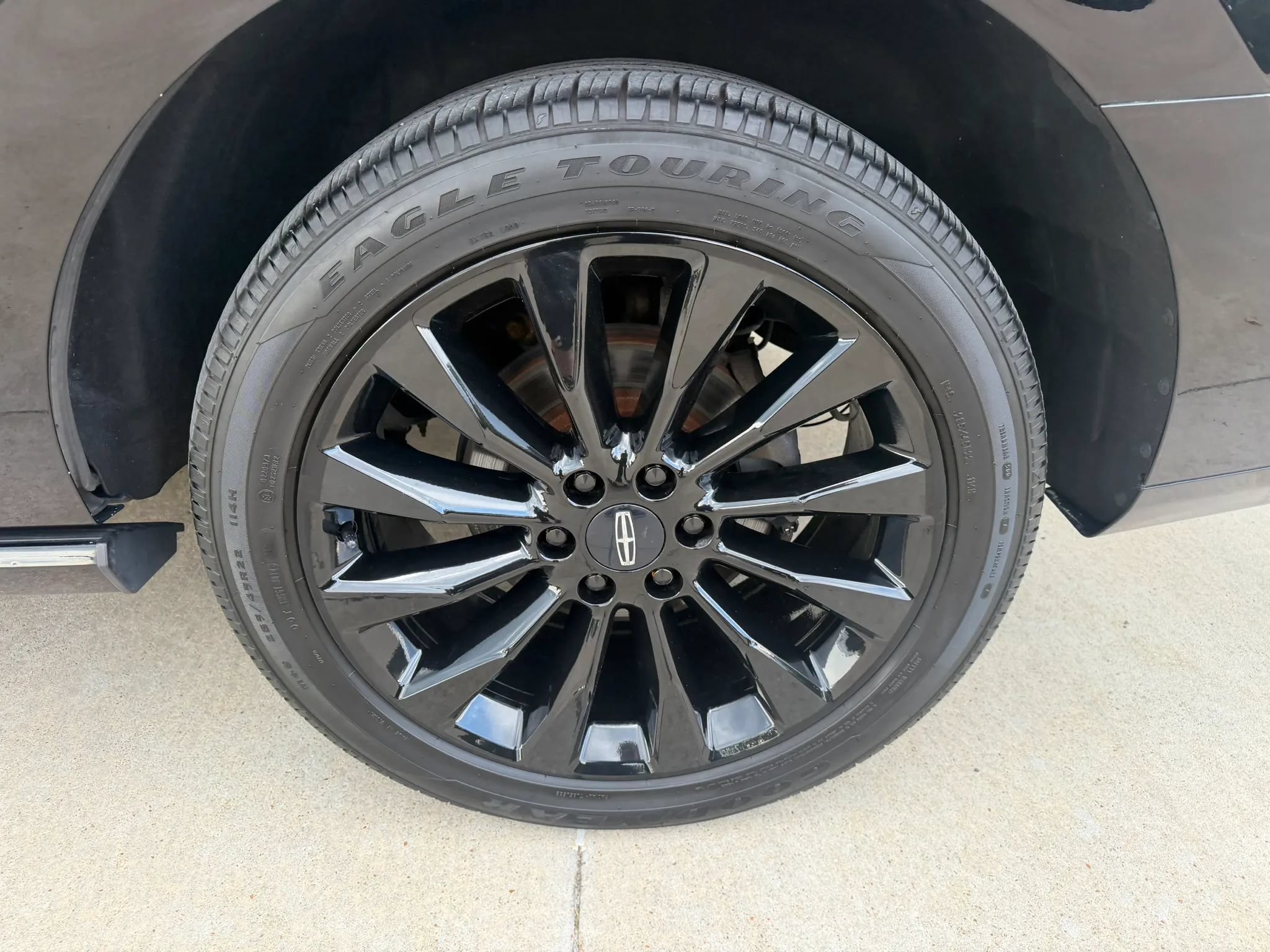 Used 2018 Lincoln Navigator Select w/ Technology Package AWD/4WD image 68