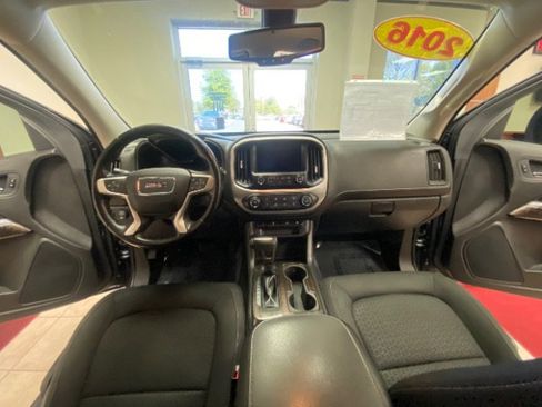 Used 2016 GMC Canyon SLE RWD image 24
