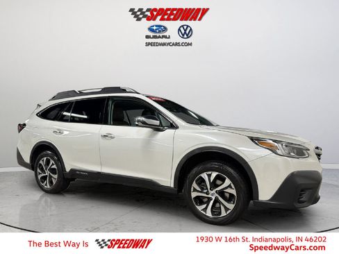 Used 2020 Subaru Outback Touring AWD/4WD image 1